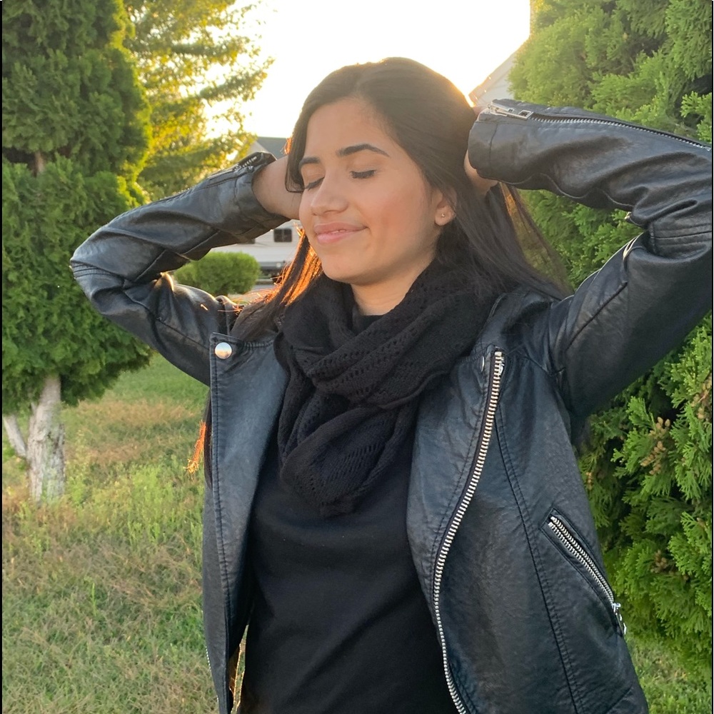 Black scarf